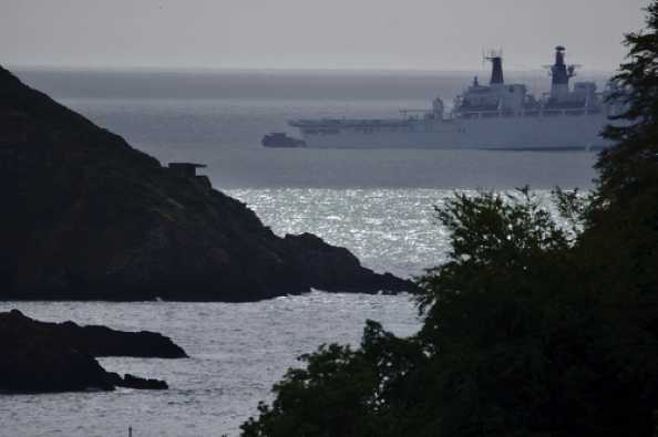 05 July 2020 - 09-09-57
But what's happening now. The mother ship gives 'birth'.
---------------------------
HMS Albion unloads & loads  its landing craft